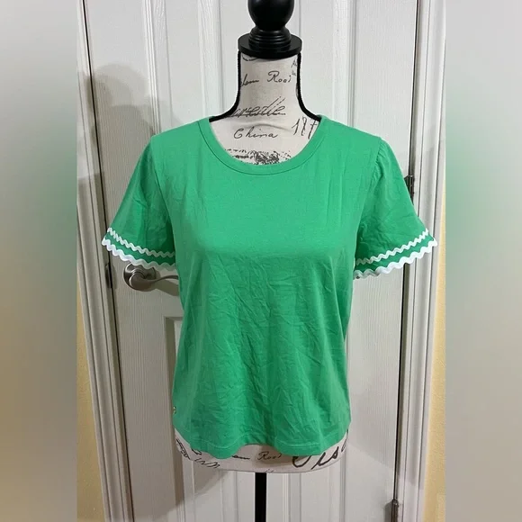 NWOT- Lilly Pulitzer Green Clairmont Ric Rac Trimmed Knit Top - Picture 3 of 7